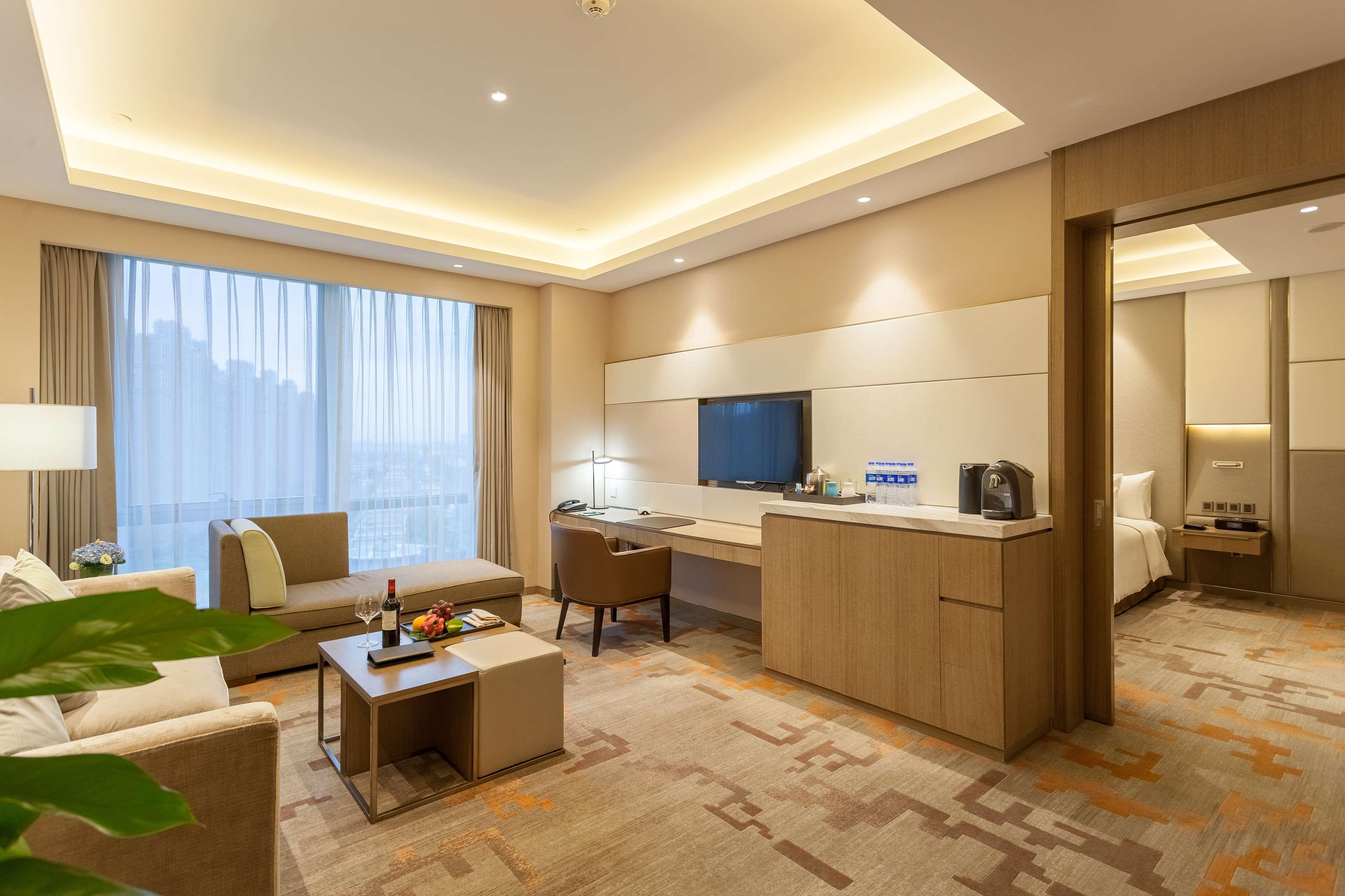 Radisson Exhibition Center Shanghai Exteriör bild